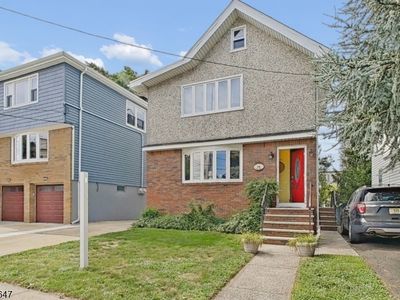 14 Pine St