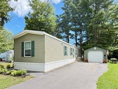 22 Clayton Dr