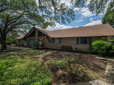 101 GLENTOWER DR