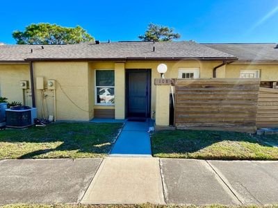 108 Creekside Way