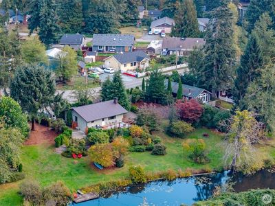 371 Lakeside Drive