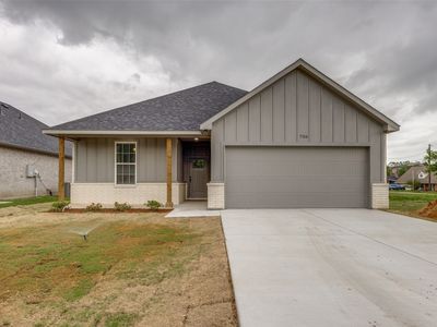 Property at 706 W Turner St, Wolfe City, TX