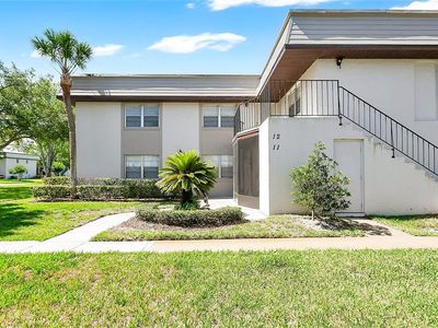 11 Windtree Ln #B