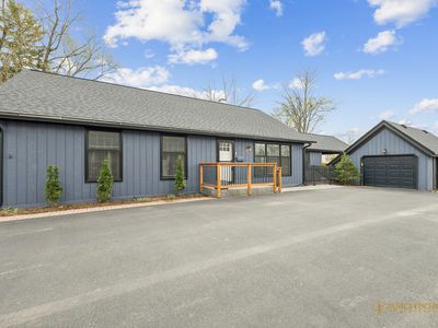 228 Raymond Ave