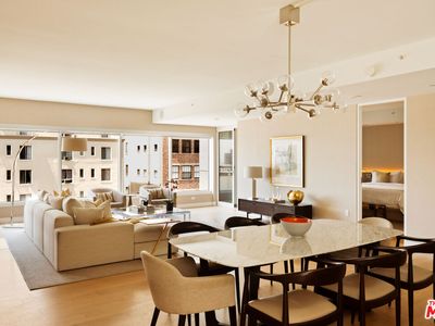 6250 Hollywood Blvd Unit 8M