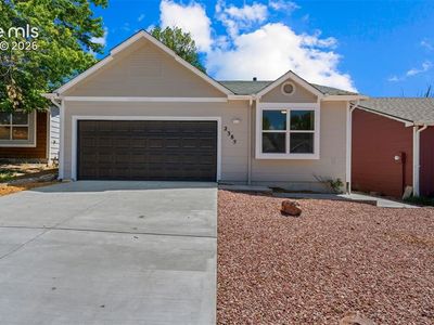 2385 Ambleside Dr
