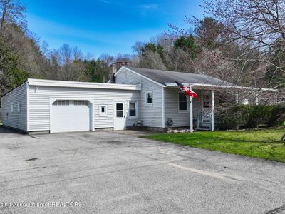 3984 Five Mile Rd