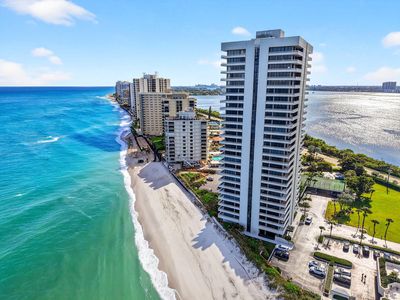 5540 N Ocean Drive #1c