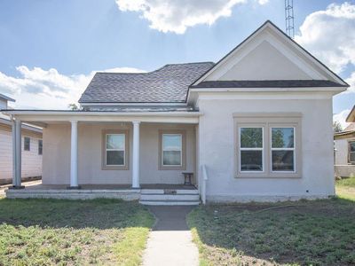310 Conlen Ave