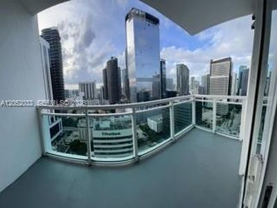951 Brickell Ave APT 2803