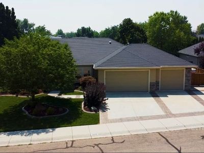 4525 W White Ash Dr