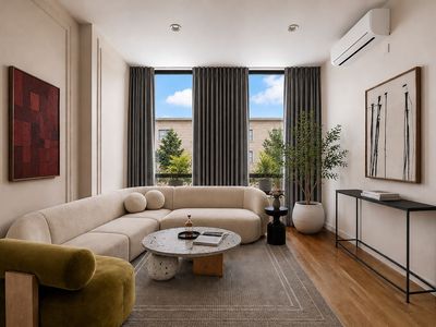 12 Lawton St APT 1A