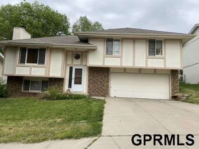 Property at 6723 Woodbine Cir, Ralston, NE