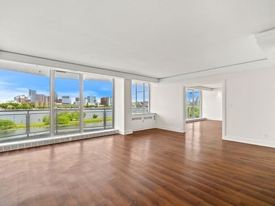330 Beacon St #65/66