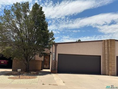 Property at 1905 Villa Dr, Artesia, NM