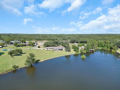 208 Iris Ln