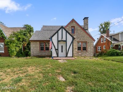 811 Jackson St