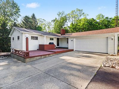 457 Hardwood Dr