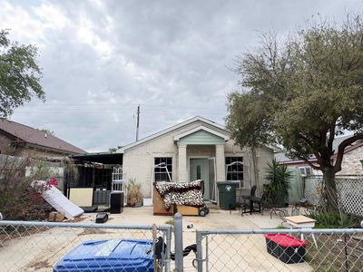 312 Larga Vista Dr
