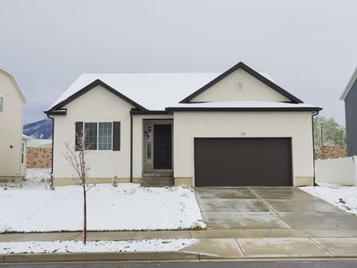 78 E Broxburn Way