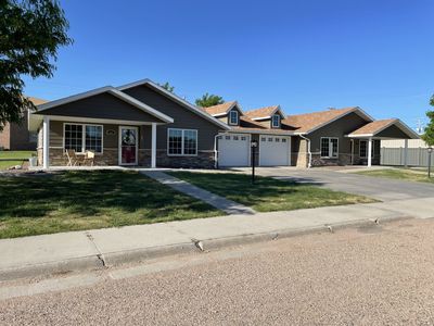 115-117 E 3rd St #304