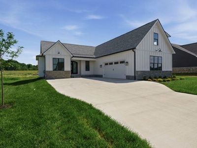 1103 Paddlers Way