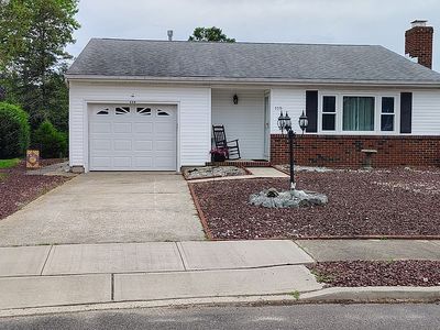 115 Langley Ct