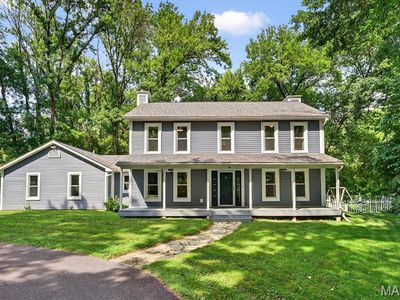 46 Lake Forest Dr