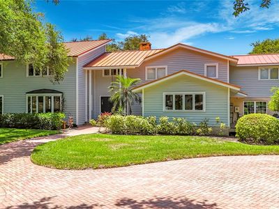 8005 17th Ave W