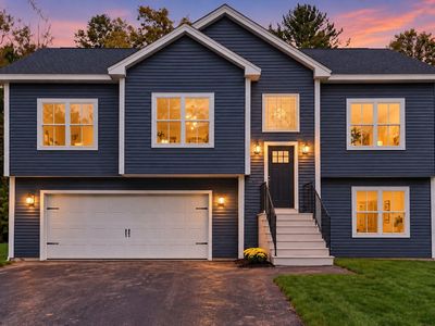 37 N Sullivan Rd