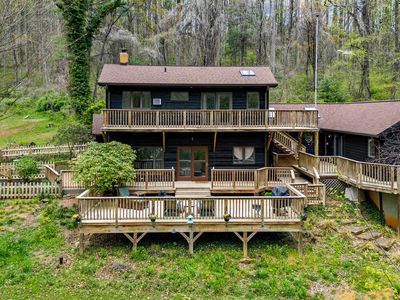 902 Harris Hollow Rd