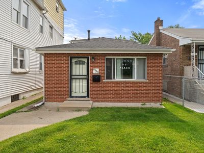 9149 S Dante Ave