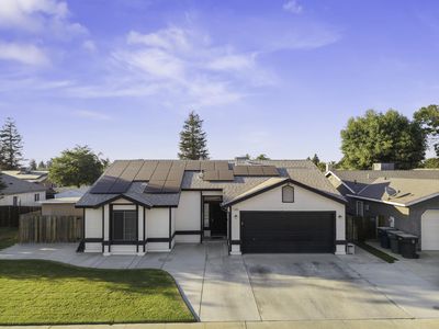 1960 W Merritt Avenue
