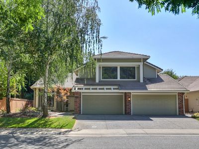 11725 Old Eureka Way