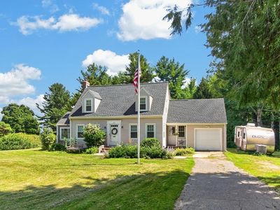 Property at 135 Worcester Rd, Princeton, MA