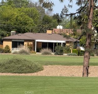 4333 N Country Club Ln