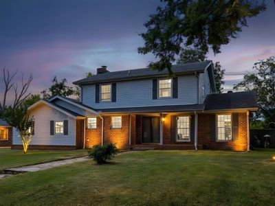 3840 Lake Aire Dr