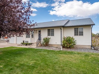 Property at 4765 Quickdraw Ln, Enoch, UT
