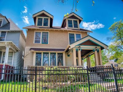 2377 N 44th STREET