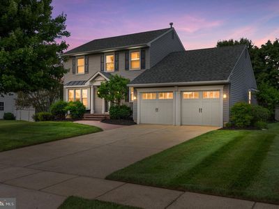 8 Williamsburg Ct