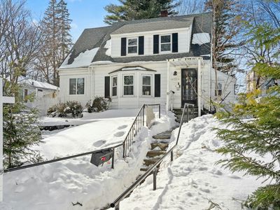 152 Beaverbrook Pkwy