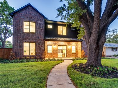 3507 Warick Dr