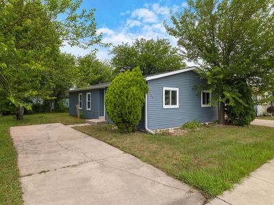 1139 Barry Ln