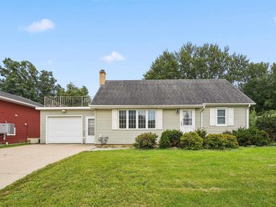 320 E Main St