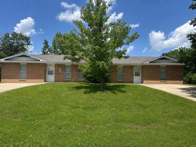 155-157 Maple Grove Way