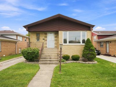 8636 S Tripp Ave