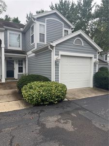 310 Elmwood Dr #310