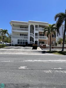 424 N Riverside Dr UNIT 102