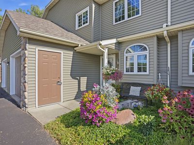 1066 Hillside Dr APT 4