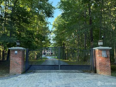 5 Northwind Ct